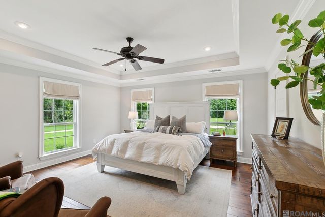 8196 Wildwood Dr, Denham Springs, LA 70706