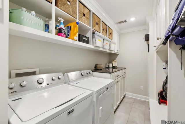 8196 Wildwood Dr, Denham Springs, LA 70706