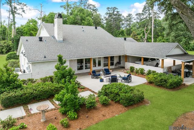 8196 Wildwood Dr, Denham Springs, LA 70706