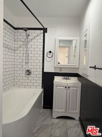 3624 Arlington Avenue, Los Angeles, CA 90018