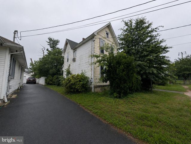 605 FOWLER AVE, Vineland, NJ 08360