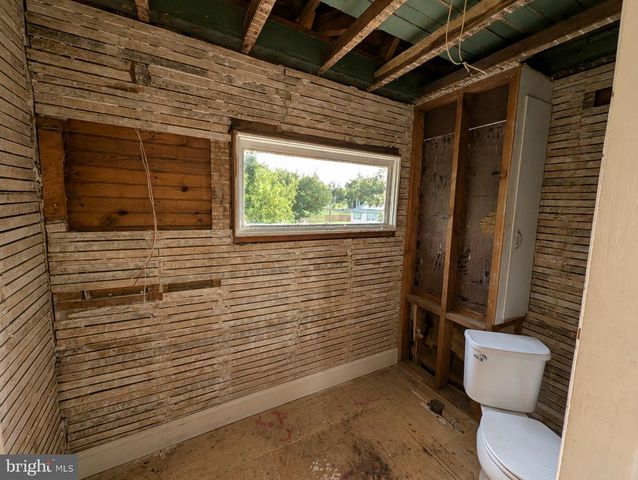 605 FOWLER AVE, Vineland, NJ 08360