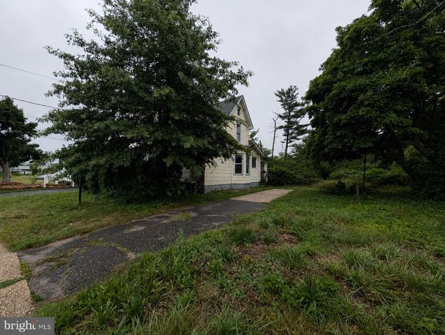 605 FOWLER AVE, Vineland, NJ 08360