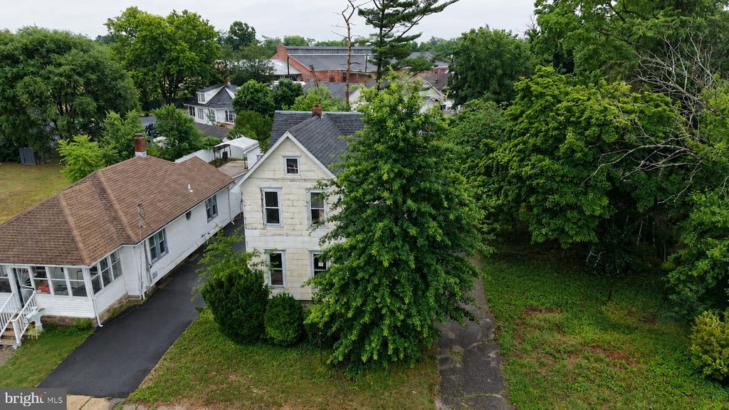 605 FOWLER AVE, Vineland, NJ 08360
