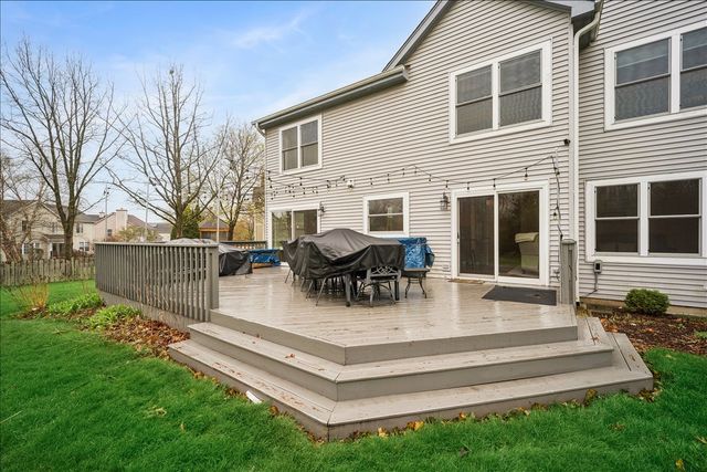 1324 Richmond Lane, Bartlett, IL 60103