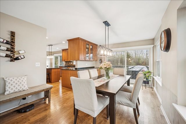 1324 Richmond Lane, Bartlett, IL 60103