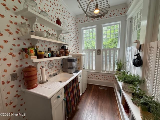 704 Park Avenue, Goldsboro, NC 27530