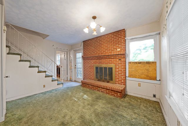 1228 W Gambrell Street, Fort Worth, TX 76115