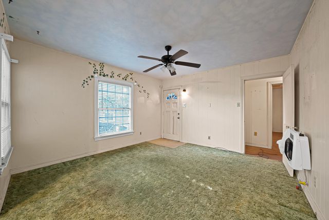 1228 W Gambrell Street, Fort Worth, TX 76115