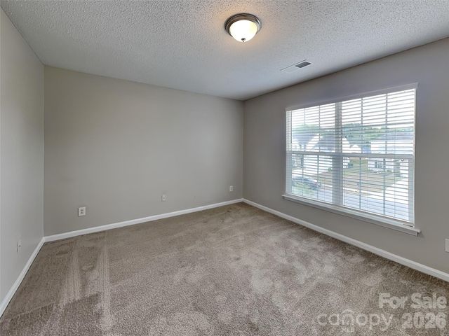 1032 Meadowbrook Lane SW, Concord, NC 28027
