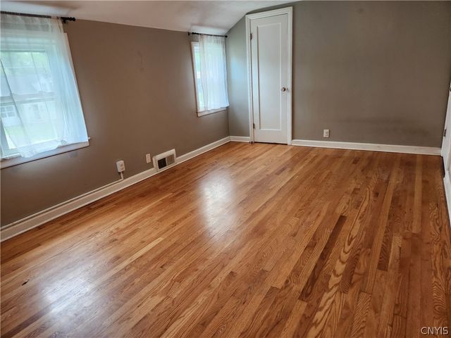 200 Windemere Road, Geddes, NY 13219