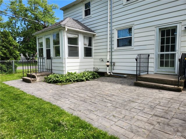 200 Windemere Road, Geddes, NY 13219