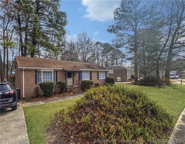 731 Ashbrook Road, Fayetteville, NC 28314
