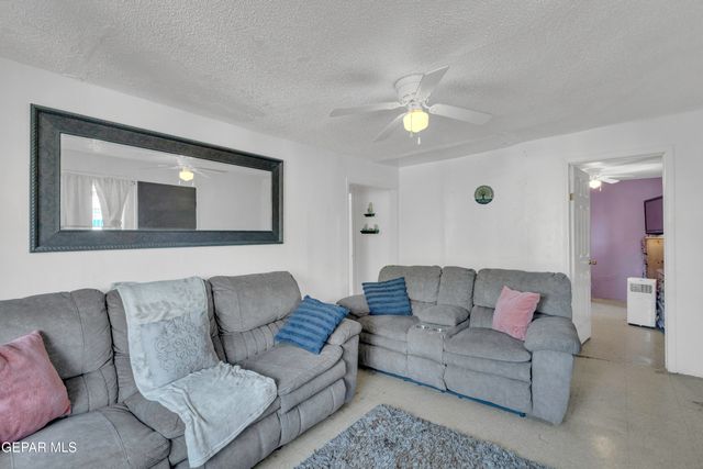 720 Johnson Street, Fabens, TX 79838
