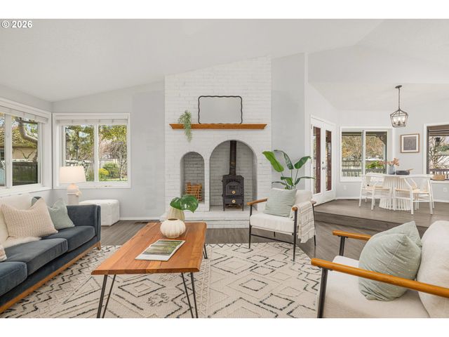 1826 Ne 153RD St, Vancouver, WA 98686