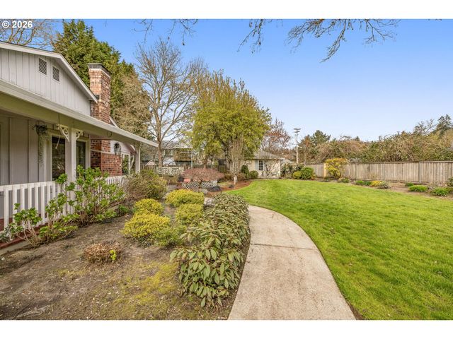 1826 Ne 153RD St, Vancouver, WA 98686