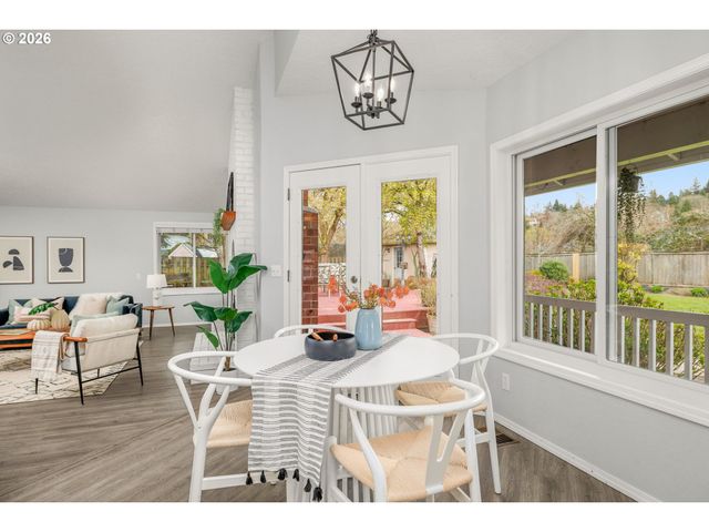 1826 Ne 153RD St, Vancouver, WA 98686