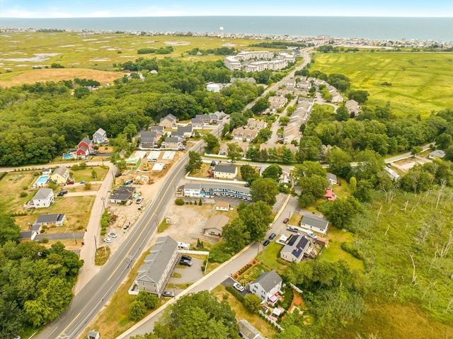 2 Old County Rd 11, Salisbury, MA 01952