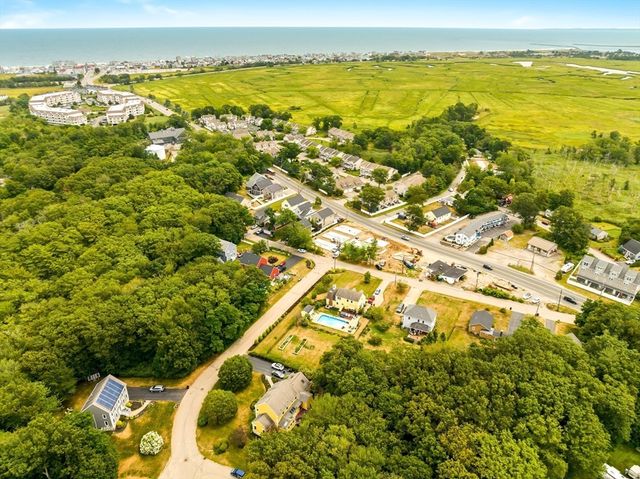 2 Old County Rd 11, Salisbury, MA 01952