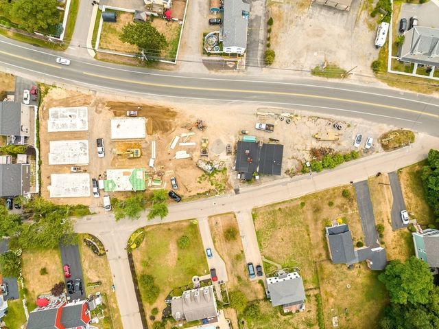 2 Old County Rd 11, Salisbury, MA 01952