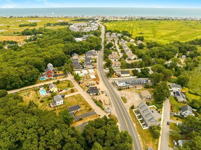 2 Old County Rd 11, Salisbury, MA 01952