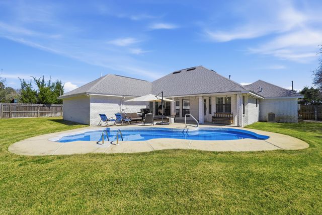 210 Wynnehaven Beach Road, Mary Esther, FL 32569