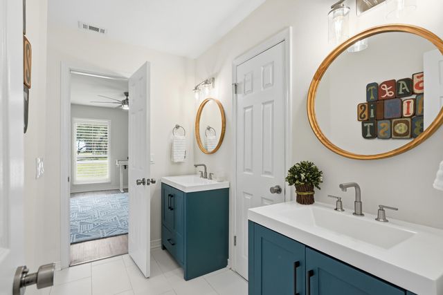 210 Wynnehaven Beach Road, Mary Esther, FL 32569