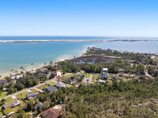 210 Wynnehaven Beach Road, Mary Esther, FL 32569