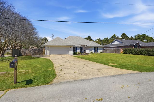 210 Wynnehaven Beach Road, Mary Esther, FL 32569