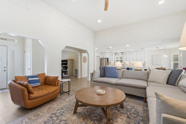 210 Wynnehaven Beach Road, Mary Esther, FL 32569