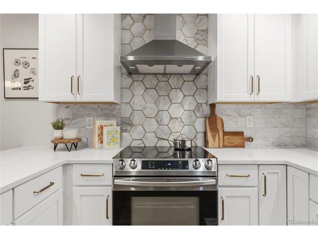 6962 S Cherokee St, Littleton, CO 80120