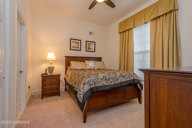 19 Masters Drive, Monroe, NJ 08831