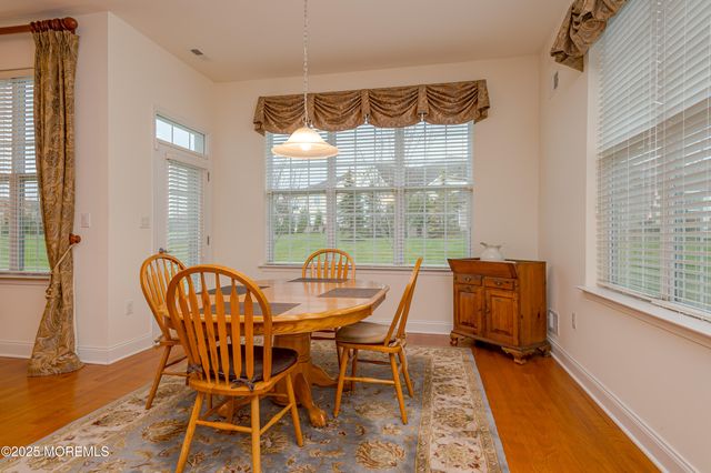 19 Masters Drive, Monroe, NJ 08831