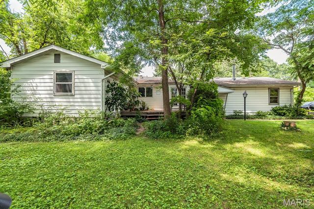 13204 Tablerock Drive, St Louis, MO 63122