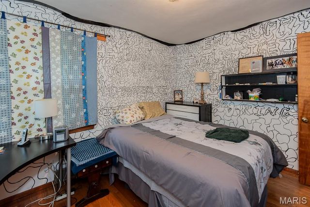 13204 Tablerock Drive, St Louis, MO 63122