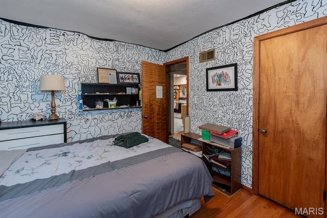 13204 Tablerock Drive, St Louis, MO 63122