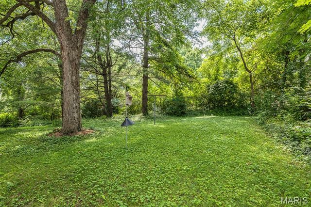 13204 Tablerock Drive, St Louis, MO 63122