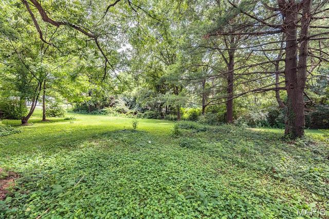13204 Tablerock Drive, St Louis, MO 63122