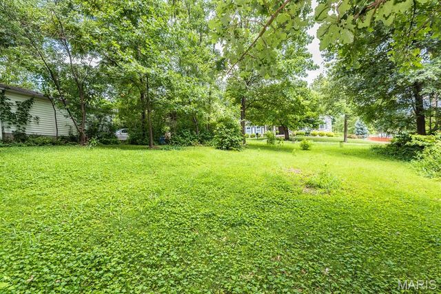 13204 Tablerock Drive, St Louis, MO 63122