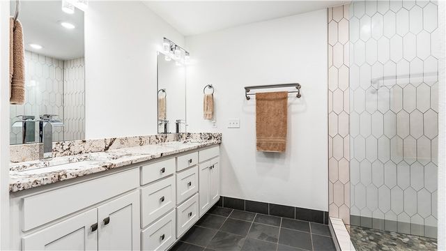 15791 Easterling Road, Pea Ridge, AR 72751
