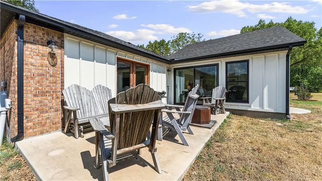 15791 Easterling Road, Pea Ridge, AR 72751