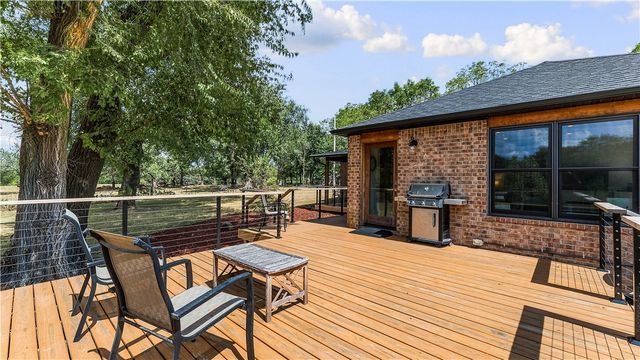 15791 Easterling Road, Pea Ridge, AR 72751