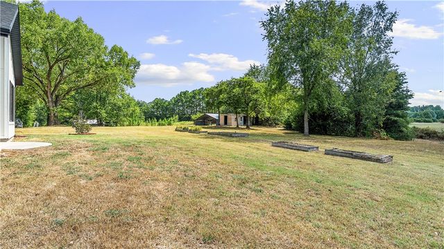 15791 Easterling Road, Pea Ridge, AR 72751