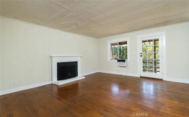 316 Kenneth Road, Glendale, CA 91202