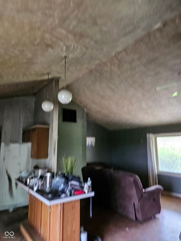 6243 E County Road 600 N, Bainbridge, IN 46105