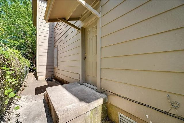 202 S Willomet Drive, Dallas, TX 75208