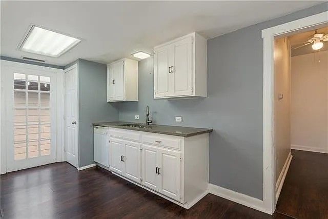 202 S Willomet Drive, Dallas, TX 75208