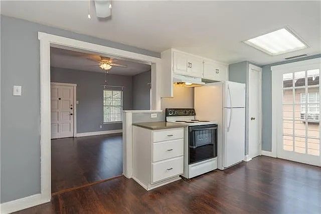 202 S Willomet Drive, Dallas, TX 75208