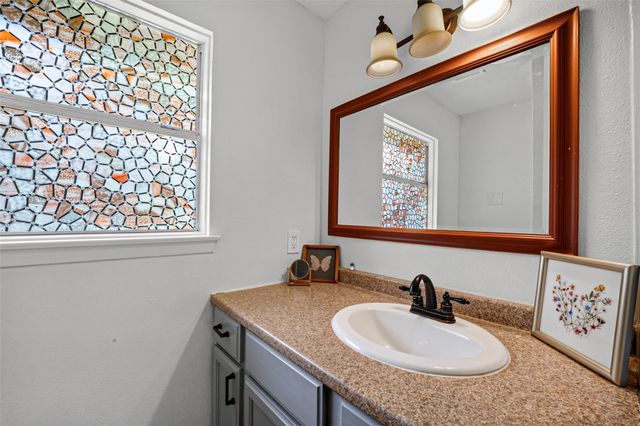 10263 Old Orchard Road, La Porte, TX 77571