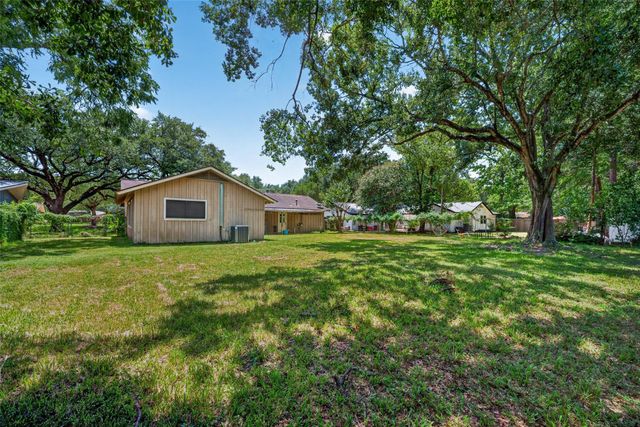 10263 Old Orchard Road, La Porte, TX 77571